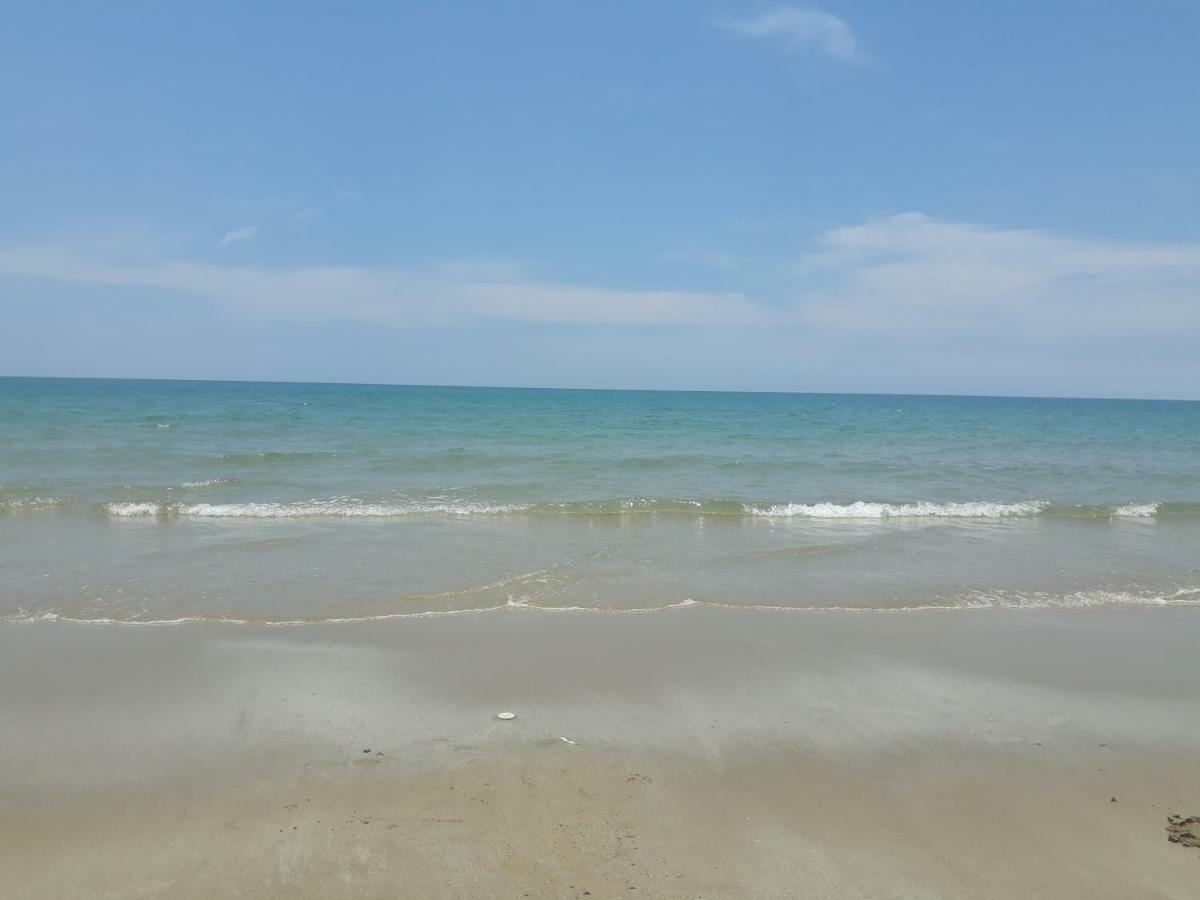 ראיונג Mae Rampung Beach House คาราโอเกะและสระเด็ก מראה חיצוני תמונה